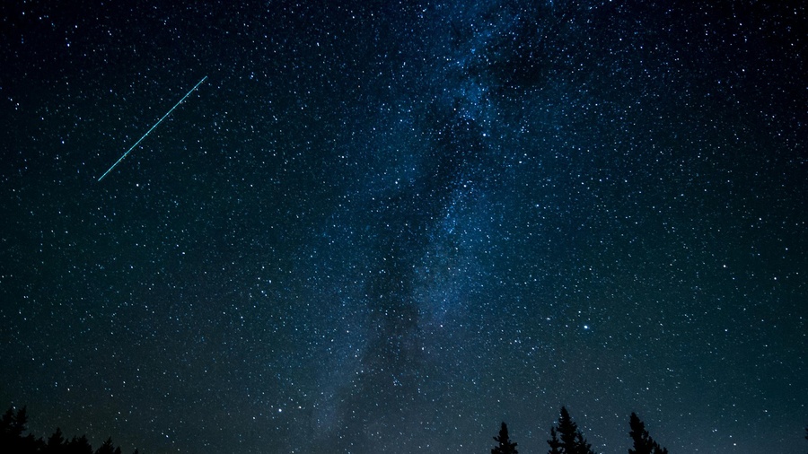 Night sky observation, Photo: Neale LaSalle/Pexels, Night photo of the Milky Way seen from Earth