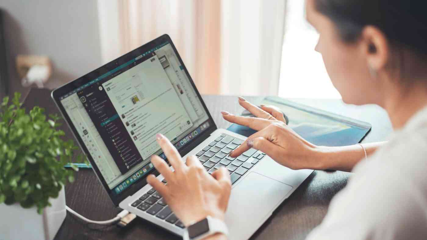 Algorithms and choice: how we make decisions. The influence of technology on decisions. Researchers from the USA have shown that the influence of algorithms on decisions leads us to make selective choices dictated by code.
