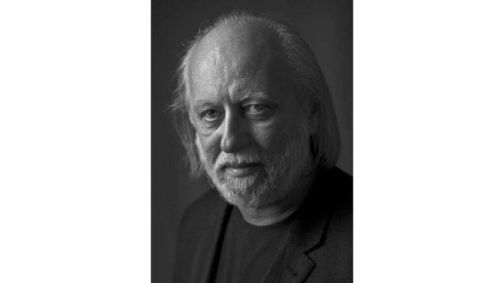 A portrait of László Krasznahorkai, one of the contemporary writers whose names remain unknown to many readers—which well illustrates why the literary Nobel is losing its significance and how the Nobel Prize crisis is proceeding in the modern world of literature.