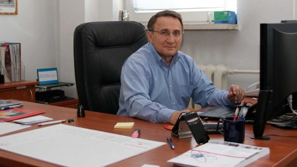 Dr. Andrzej Gałkowski, physicist. He coordinated the work of the Euratom-IFPiLM Association, which brings together 11 scientific institutions in Poland conducting research and development for the European nuclear fusion program and the international ITER program. Photo: Private Archive of Dr. Andrzej Gałkowski.