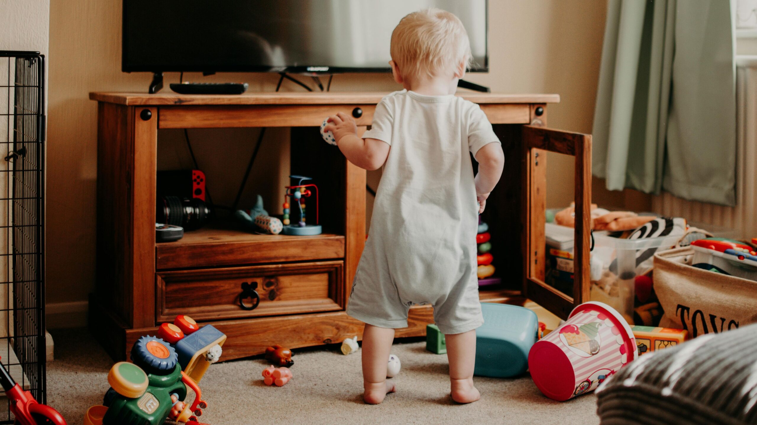 Learning through play, how children think, child mental development. Researchers from the USA proved that 4-year-olds are capable of algorithmic thinking.