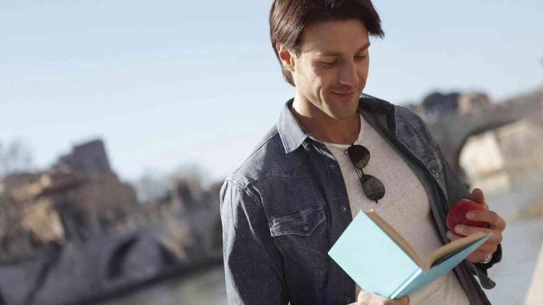 How to Be a Better Person? Knowledge Is Not Enough