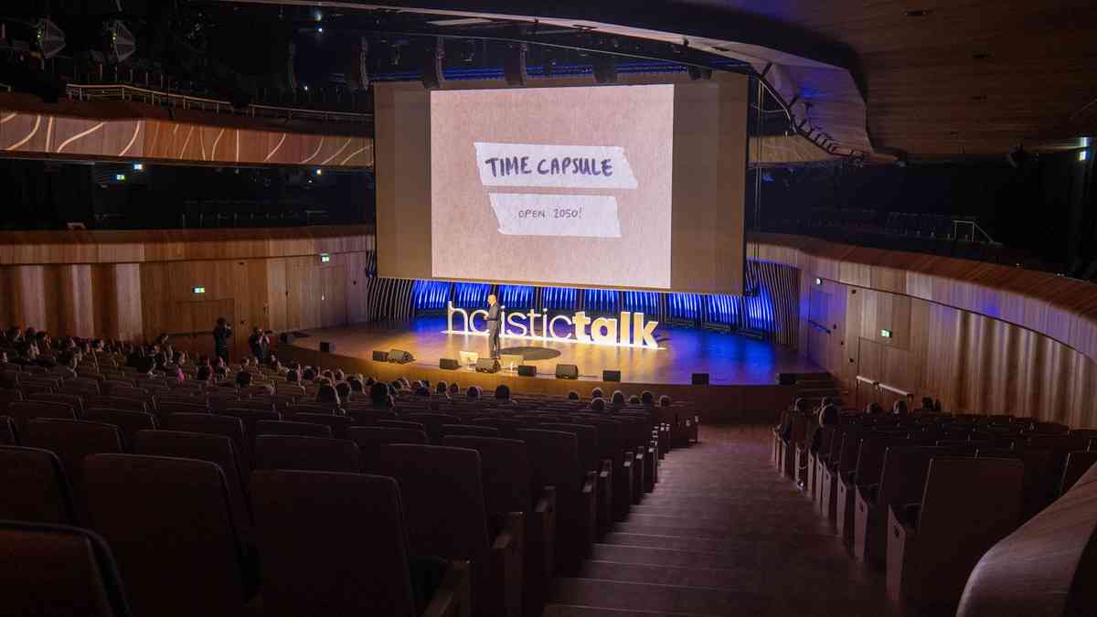 Holistic Talk at Cavatina Hall.