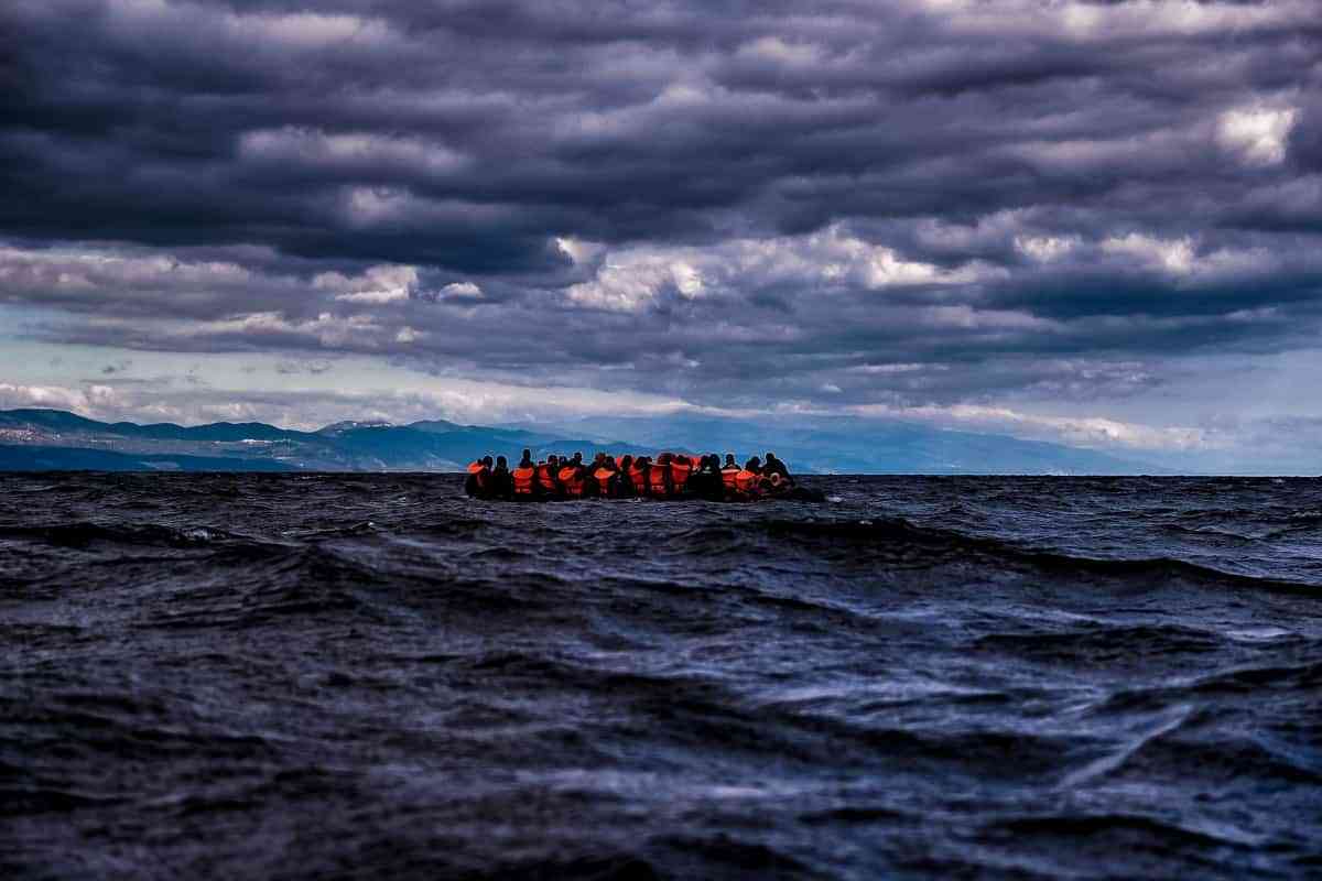 TOPSHOTS Refugees and migrants sail towards the Greek island of Lesbos on October 24