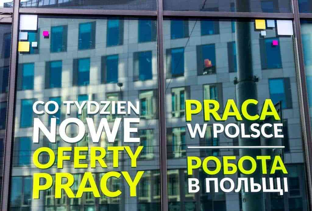 14.11.2018 Wroclaw n/z reklama ofert pracy dla Ukraincow   fot. Krzysztof Kaniewski/REPORTER