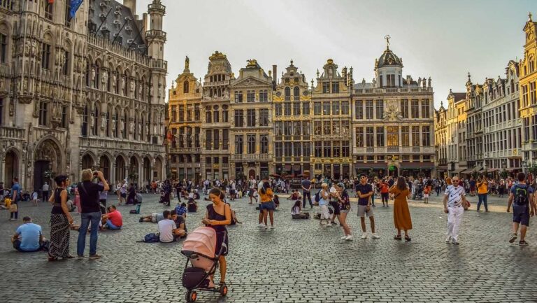 Problemy Belgii. Na zdjęciu jeden z głównych placów Brukselii. Fot. Dimitris Vestikas/Pixabay