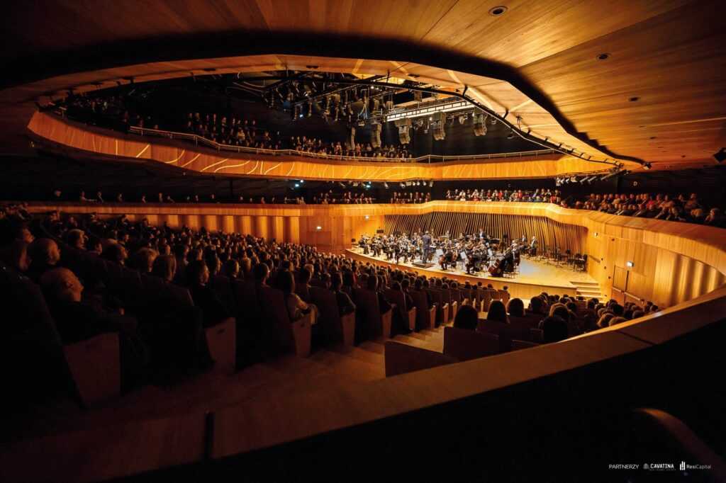 Cavatina Philharmonic Orchestra z Bielska-Białej. Fot. Cavatina Hall