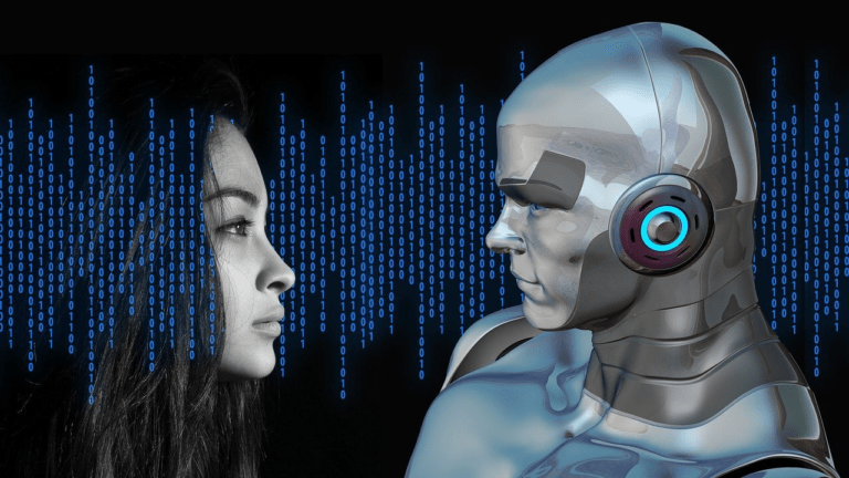 ewolucja AI: kobieta patrzy na robota.