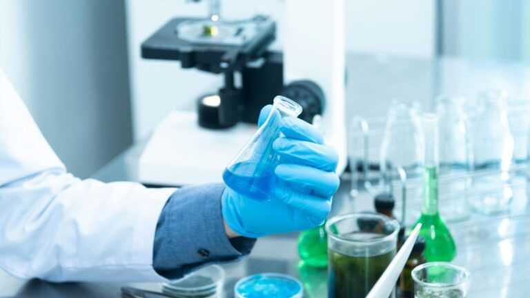 przyczyny alzheimera, laboratorium naukowe