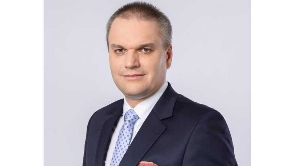 Scena polityczna w Rumunii. Sytuację w tym kraju przed wyborami omawia Adam Burakowski: historyk, politolog i były ambasador Polski w Indiach oraz Południowej Afryce, specjalizujący się w historii Europy Środkowej i Azji Południowej. Jest profesorem Instytutu Studiów Politycznych PAN i autorem licznych prac o Rumunii, Europie Środkowej i Indiach.