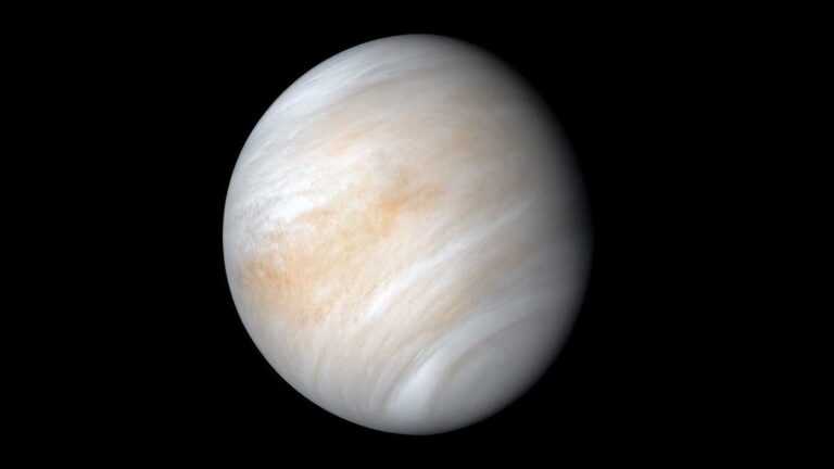 Wulkan na Wenus, Zdjęcie Wenus wykonane przez sondę Mariner 10, Fot. NASA