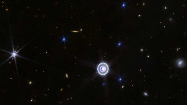 lód wodny w kosmosie, Fot. NASA