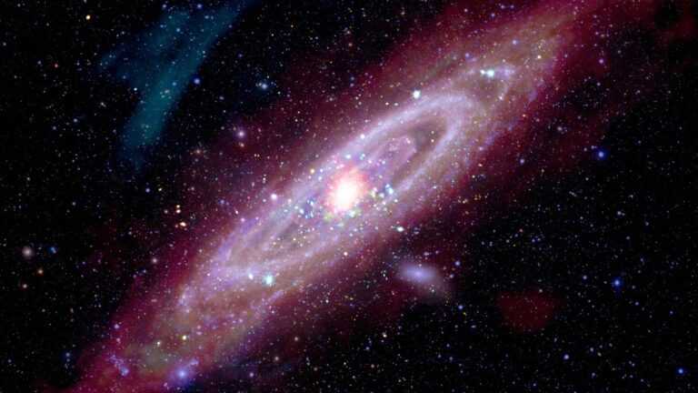 nowe zdjęcie andromedy, Fot. NASA. Najnowsze zdjęcie galaktyki andromedy