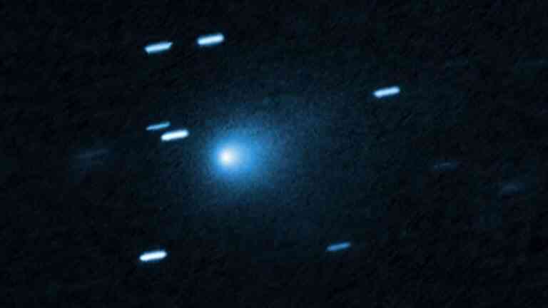 UFO czy kometa? : zdjęcie z teleskopu Hubble'a przedstawiające kometę 3I/ATLAS. Fot. NASA, ESA, D. Jewitt (UCLA); Image Processing: J. DePasquale (STScI)