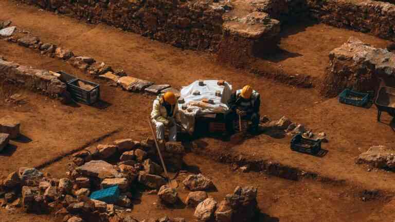 Czemu służyło tatuowanie niemowląt? Starożytność odkrywa nowe tajemnice przed archeologią