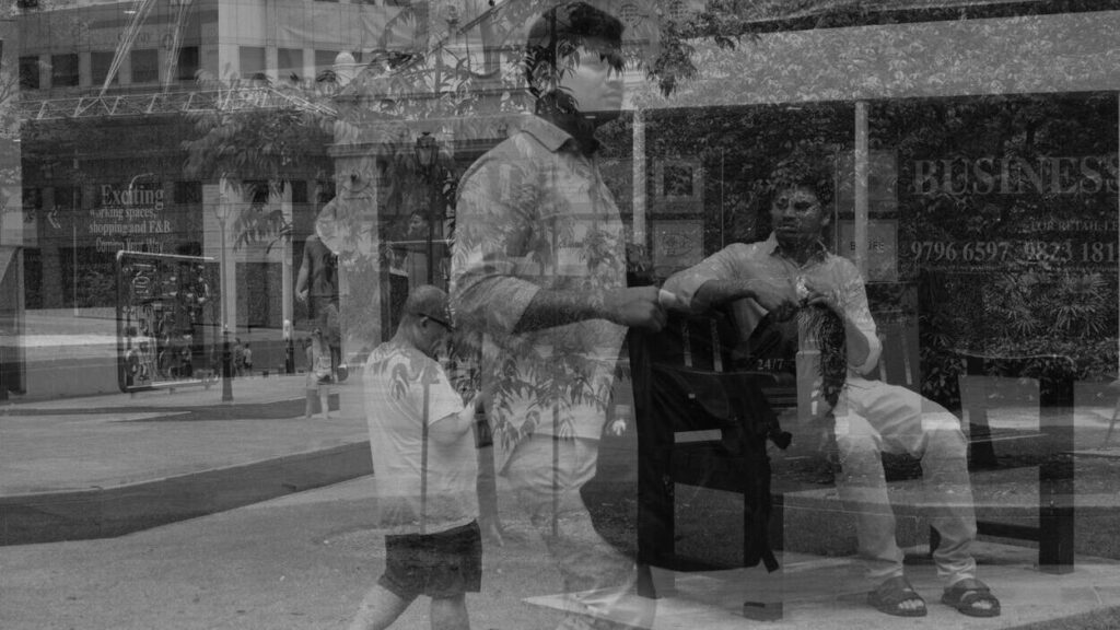 Nakładające się obrazy ludzi w przestrzeni miejskiej jako metafora manipulacji obrazem rzeczywistości