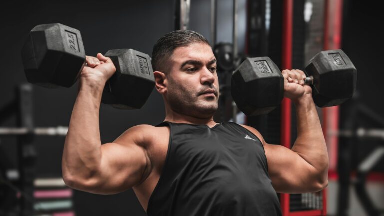 trening siłowy korzyści wpływ ćwiczeń na mózg trening a pamięć Badacze z USA dowiedli, że trening siłowy poprawia pracę mózgu.