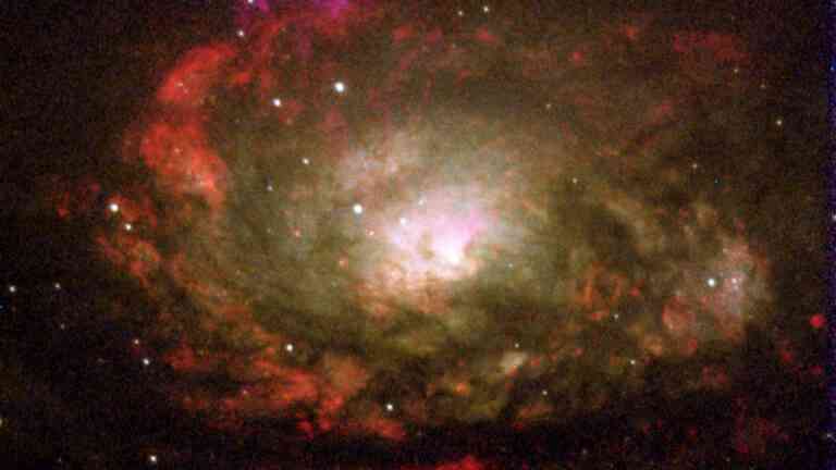 Nowe odkrycie teleskopu Webba. Czarna dziura rośnie inaczej?