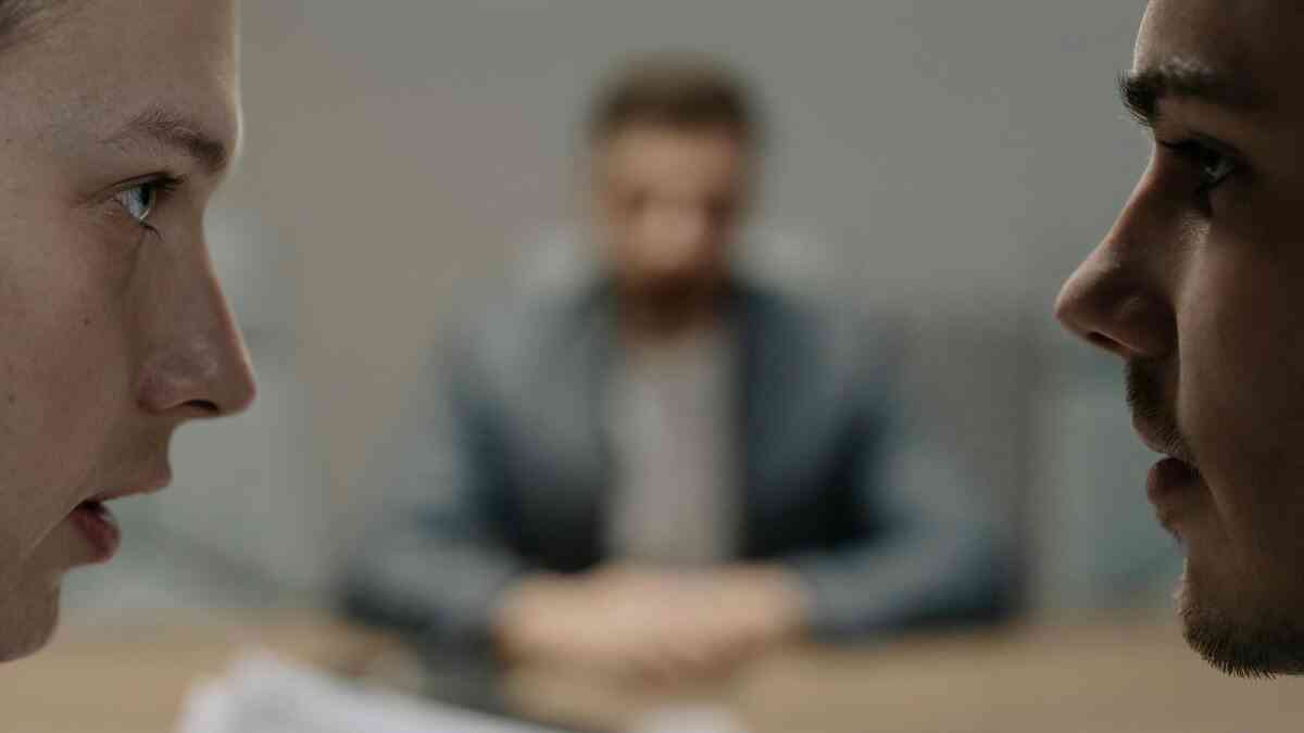 Czym jest metoda "adwokata diabła"?