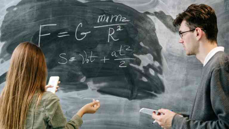 MEN ogłosiło nowe zmiany w podstawówkach. uczniowie mają być bardziej obciążeni nauką