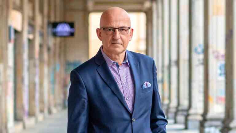 Dr Tomasz Witkowski analizuje zjawisko, jakim jest współczesna moda na diagnozowanie zaburzeń: ADHD czy depresji online.