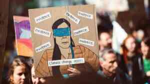 Lęk klimatyczny a zdrowy rozsądek. Czy strach o planetę jest racjonalny?