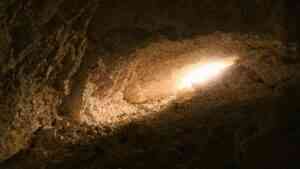 Tunele na księżycu i Marsie mogą być lokalizacją przyszłych baz astronautów