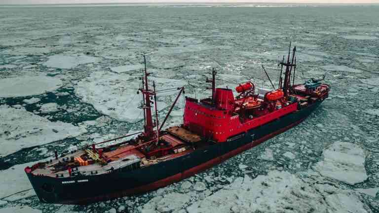 Polarny Jedwabny Szlak - chińska droga do Europy przez arktyczny rosyjski lód