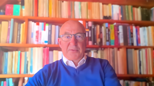 Tomasz Witkowski – psycholog komentujący współczesną pomoc psychologiczną i psychoterapię