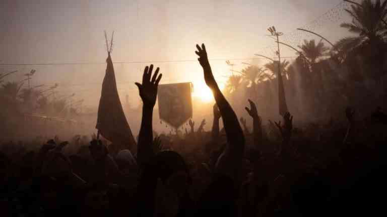 Fałszywi prorocy. Psychologia Junga o uwielbieniu tłumów dla władzy