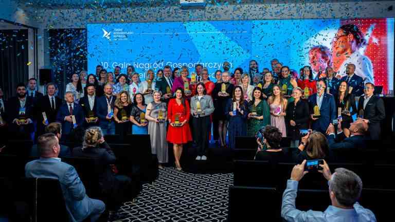 Uczestnicy Gali Europejskiego Forum Inteligentnego Rozwoju